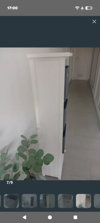 Estantería blanca con 3 cajones de tela y puerta