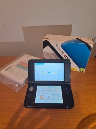 Nintendo 3DS XL + Scatola Originale + Manuali