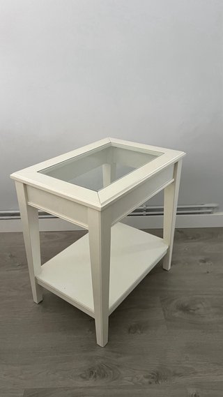 Mesa auxiliar IKEA LIATORP cristal