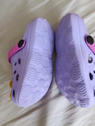Neopreno cortavientos niña decathlon + zuecos