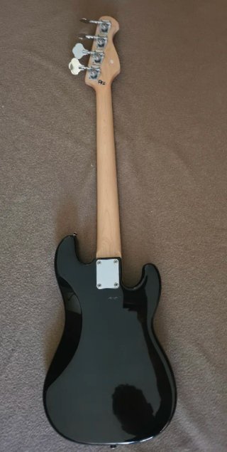 Bajo Electrico Zurdo Harley Benton Escala Corta