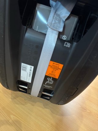 Silla de coche Cybex con estampado de conejos