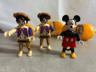 Playmobil Disney Huevos Kinder