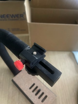 Soporte Estabilizador Neewer C/U para SLR y video