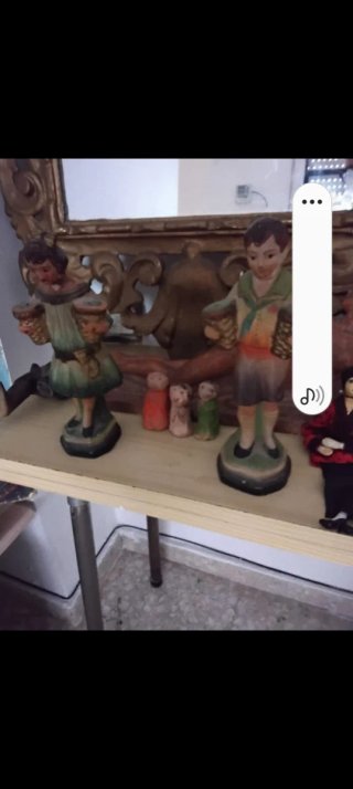 Pareja figuras barro para plantas