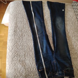 Pantalón campana Stradivarius Talla 38