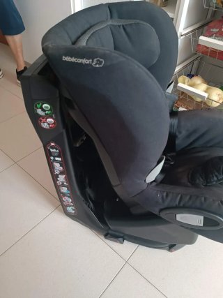 Silla coche bebé Bébé Confort Axiss negra