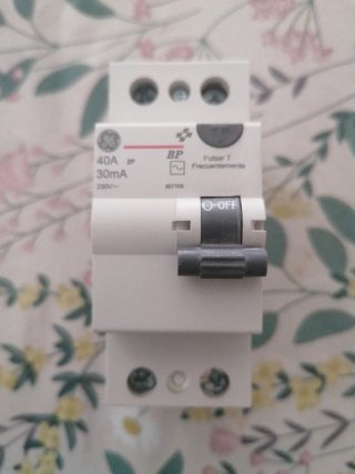 Diferencial General Electric 40A 30mA