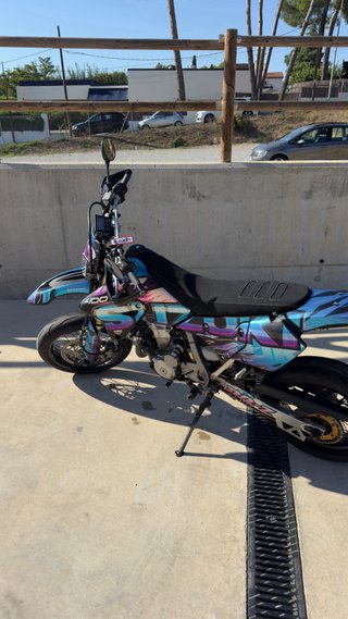 Suzuki DRZ 400 SM