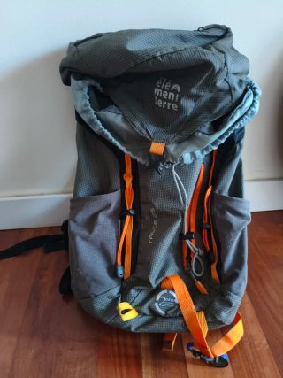Mochila Elementerre Talca 25 Gris Naranja