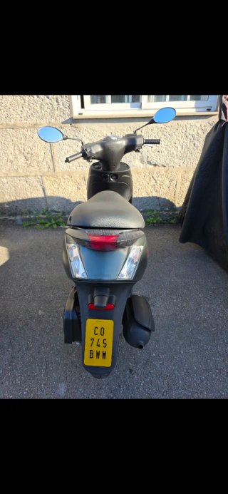 Scooter Piaggio Zip 50cc Verde Militar