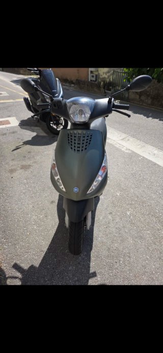 Scooter Piaggio Zip 50cc Verde Militar