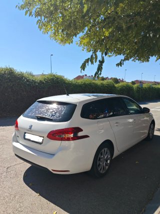 Peugeot 308 2016