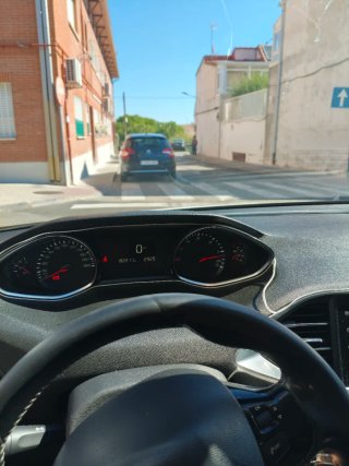 Peugeot 308 2016