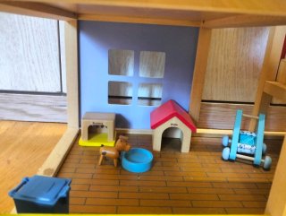 Casa de muñecas HAPE de madera