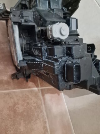 Faro Derecho Volkswagen Amarok II N1XB13E016DC