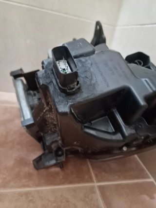 Faro Derecho Volkswagen Amarok II N1XB13E016DC