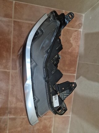 Faro Derecho Volkswagen Amarok II N1XB13E016DC