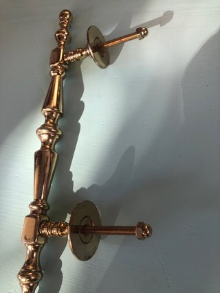 Manivela de puerta de latón