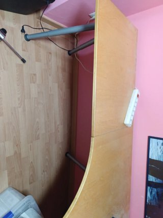 Escritorio de madera esquinero