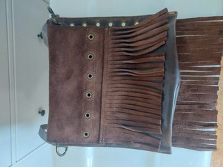 Bolso de mujer con flecos