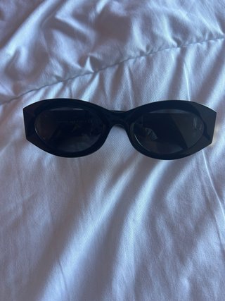 Gafas de sol Miu Miu negras