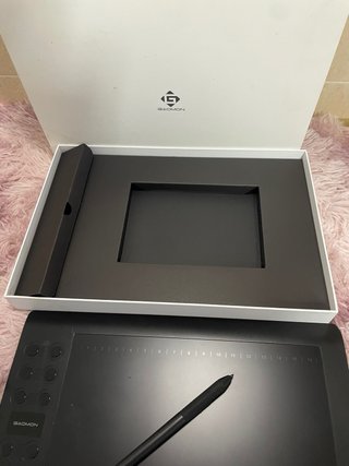 Tableta Gráfica GAOMON M10K + Lápiz + Caja