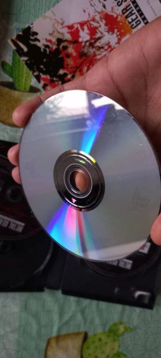 Metal Gear Solid 3 Subsistence PS2