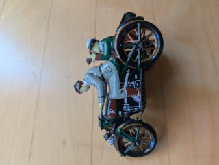 Moto R.B.A. hojalata vintage con sidecar