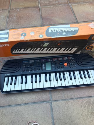 Teclado Casio SA-77