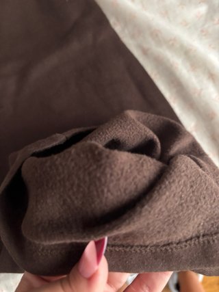 Pantalón chándal acampanado marrón