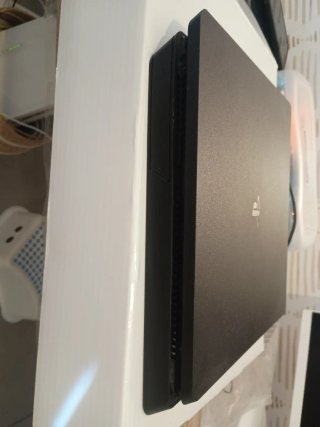 PS4 (PlayStation 4) Negra