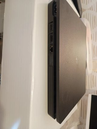 PS4 (PlayStation 4) Negra