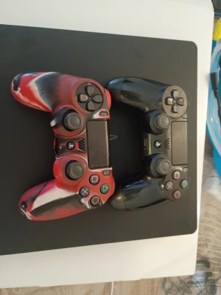 PS4 (PlayStation 4) Negra