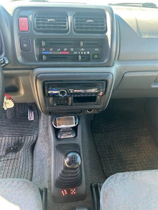 Suzuki Jimny 2003