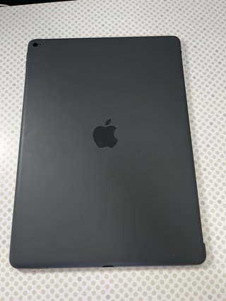 iPad Pro 12.9 1ª Gen + Teclado + Funda