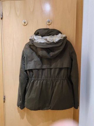 Cazadora Zara Trafaluc verde militar