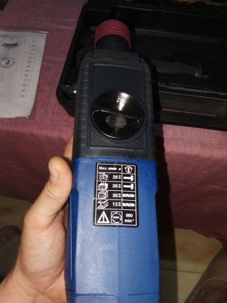Taladro percutor y cincel 750W Power Plus