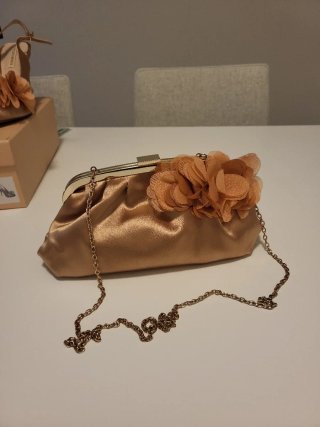 Zapatos y bolso fiesta Membur dorados