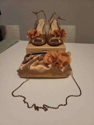 Zapatos y bolso fiesta Membur dorados