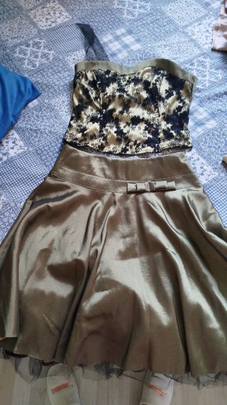 Conjunto Top y Falda Negro y Verde Oliva