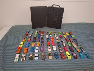 Lote +70 Coches Hot Wheels y Similares + Maletín