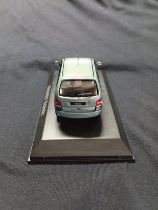 Renault Scénic 1/43 fabricado por Norev