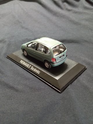 Renault Scénic 1/43 fabricado por Norev