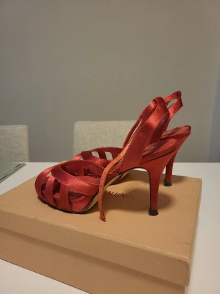 Zapatos de tacón coral Membur talla 38