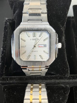 Reloj X-GEOCK Hombre Oro y Plata