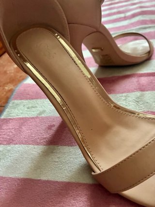 Sandalias elegantes beige Talla 39