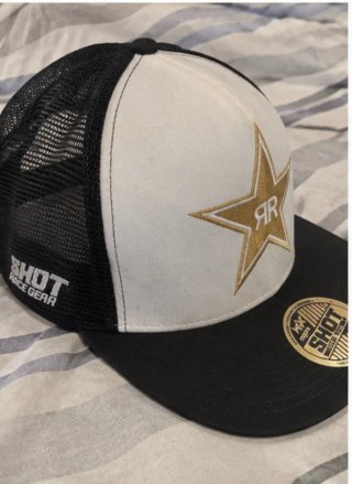Gorra SHOT Estrella Dorada Negra Blanca