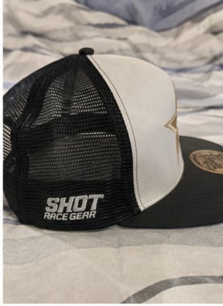 Gorra SHOT Estrella Dorada Negra Blanca