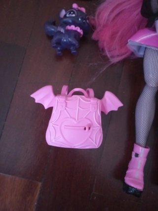 Monster High Draculaura con accesorios